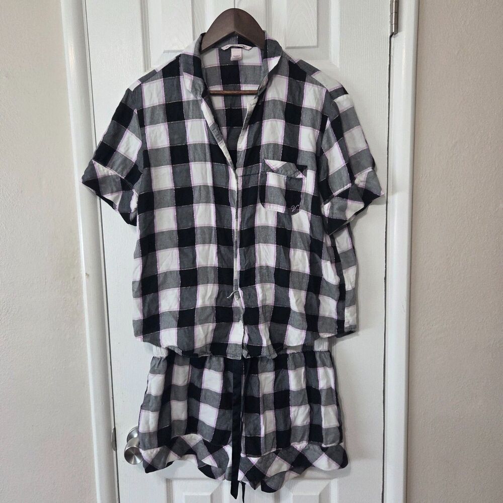 Victoria's Secret Pajama Set M Black Pink Plaid Short Sleeve Shorts 2 Piece